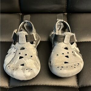 Toddler Sandals - Size 5